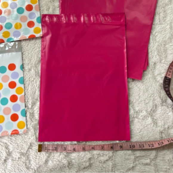 15 9x6 and 10 10x13 Colorful Polka Dot and Pink Polymailer Bags - Picture 4 of 5